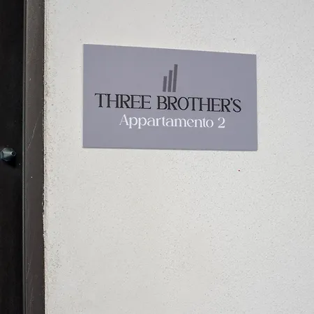 Three Brother'S Home Augusteo Naples Exterior photo